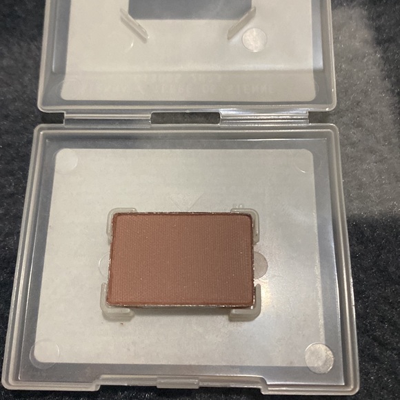 Mary Kay mineral eye color - Picture 2 of 2